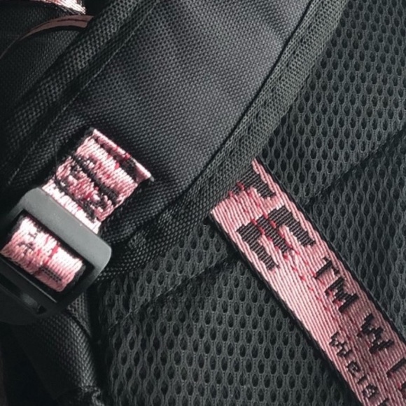 Billie Ellish CREW CUSTOM😍
NWOT Off White Bookbag - Picture 9 of 13